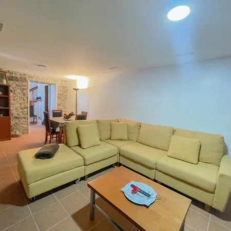 Holiday home Palheiro Do Farrobo *